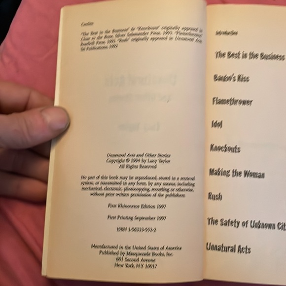 Book unnatural acts and other stories. Good condition - Picture 4 of 5